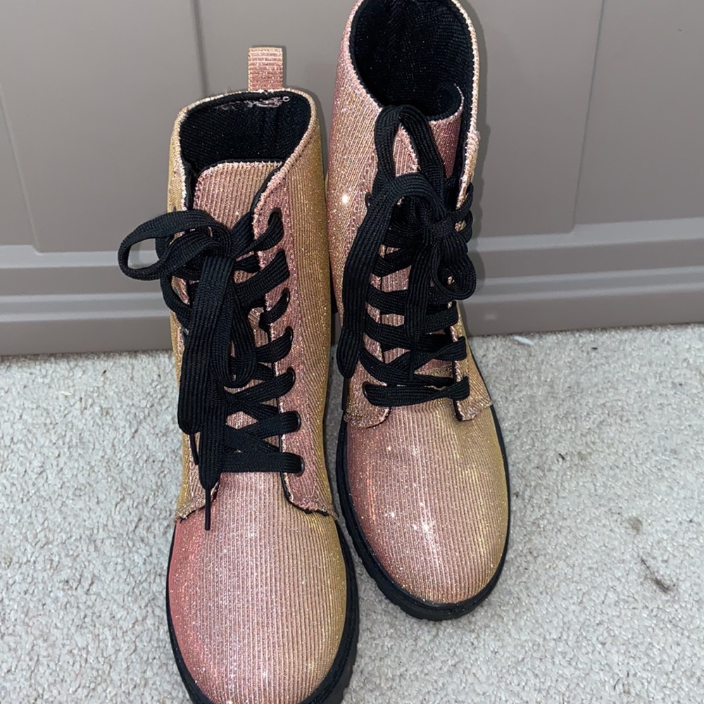 NWOT Rose Gold Combat Boots - Picture 2 of 4
